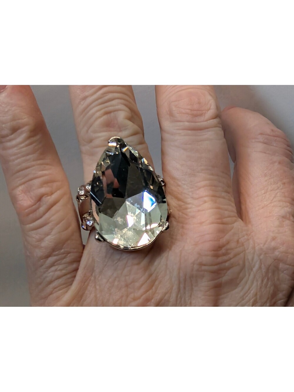 New Giant Clear Faceted Glass Stone Cocktail Ring Stretch Teardrop Pear Cold